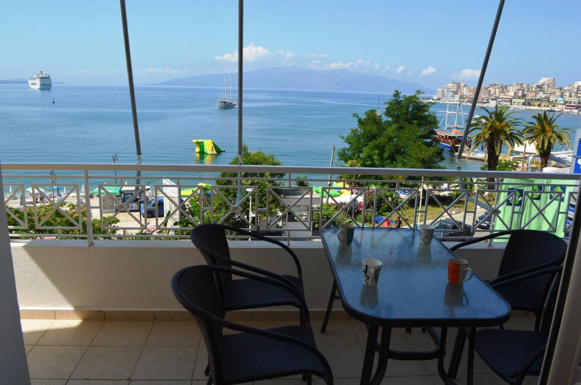 Apartments Blue Horizons Sarande Exterior photo