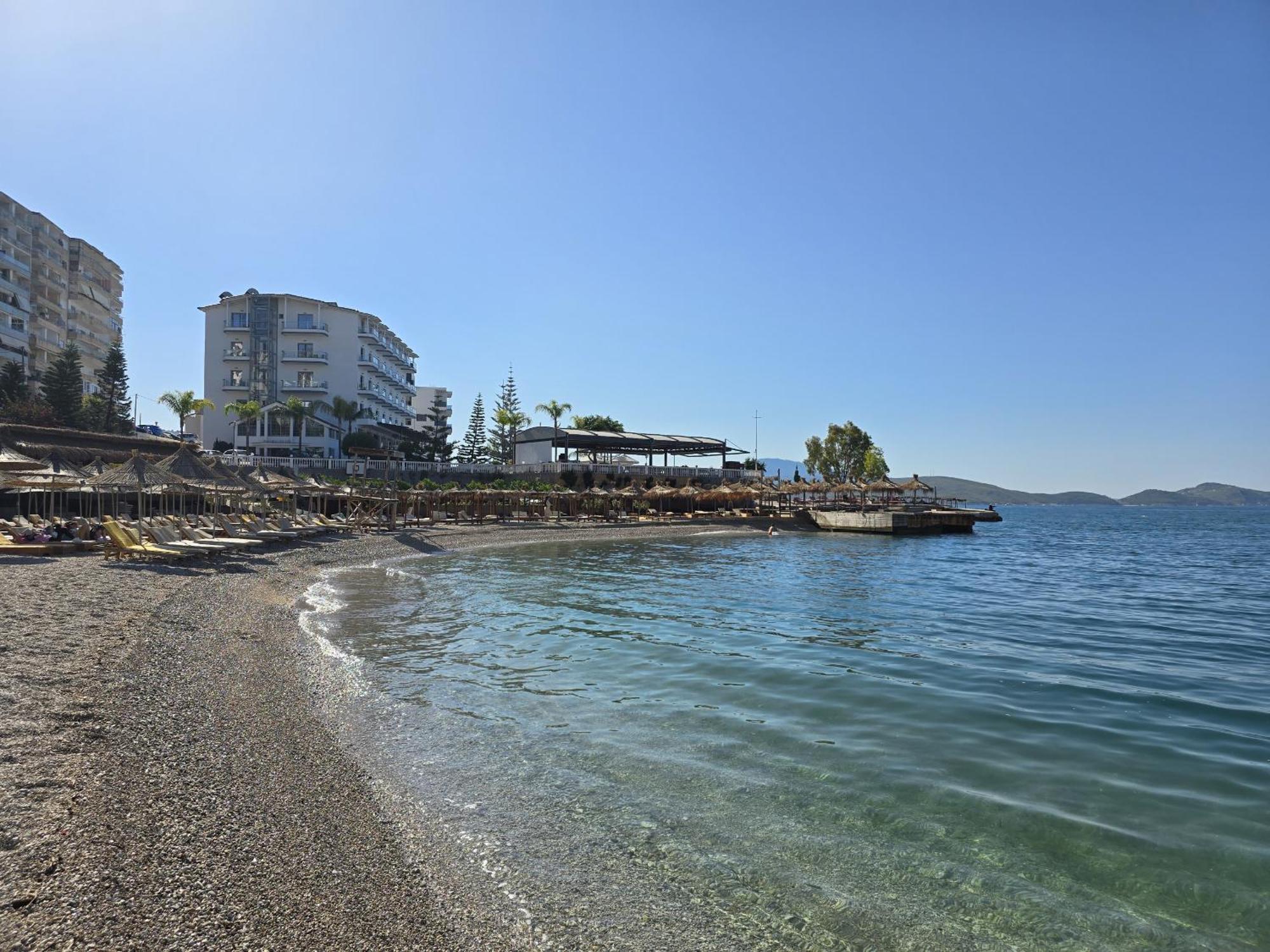 Apartments Blue Horizons Sarande Exterior photo